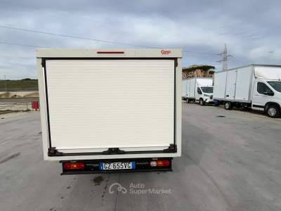 Piaggio Porter NP6 PIAGG NP6 SW LR GPL 3070 TOP BOX ROLLER NP6 SW LR GPL 3070 Top Box Roller Bianco usata Roma