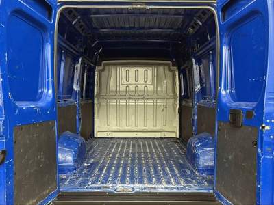 Peugeot Boxer 330 2.2 BlueHDi 140 S&S PM-TM Furgone L2H2 Blu/Azzurro usata Fara Gera d'Adda