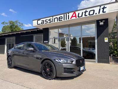 Jaguar XE 2.0 D 180 CV aut. Portfolio*MOTORE*NUOVO Grigio usata Cadeo
