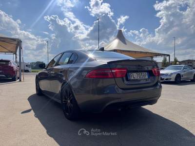 Jaguar XE 2.0 D 180 CV aut. Portfolio*MOTORE*NUOVO Grigio usata Cadeo
