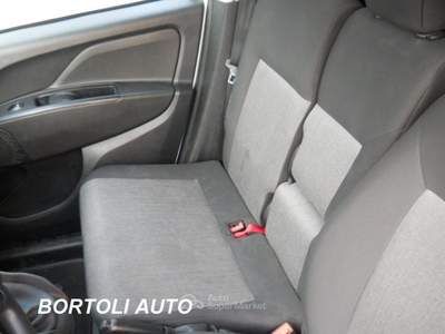 Fiat Doblò 1.6 MJT 45.000 KM  3 POSTI CARGO LOUNGE NAVIGATORE Bianco usata Mirandola