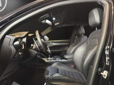 Alfa Romeo Stelvio 2.2 Turbodiesel 210 CV AT8 Q4 Veloce Nero usata Bastia Umbra