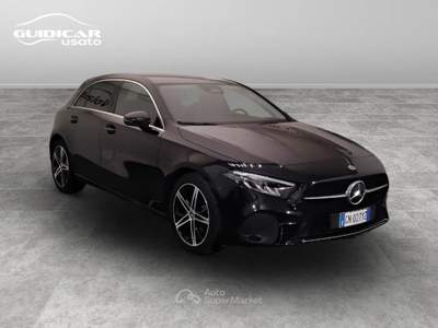 Mercedes-Benz Classe A 180 D Advanced Progressive 8G-DCT Nero usata Lucca