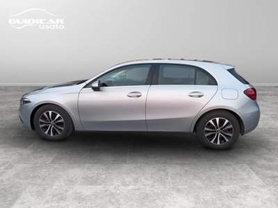 Mercedes-Benz Classe A 180 D Advanced 8G-DCT Argento usata Lucca