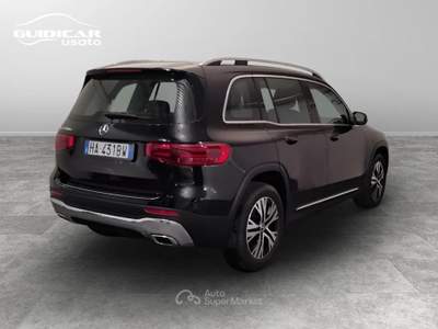 Mercedes-Benz Classe GLB 180 D Progressive Advanced 8G-DCT Nero usata Lucca