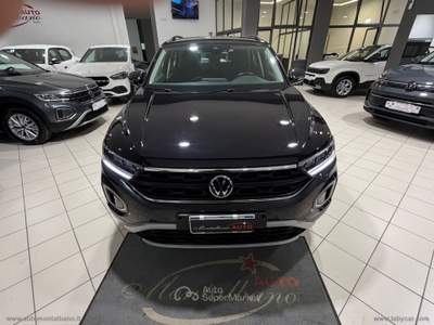 Volkswagen T-Roc T-Roc 2.0 TDI 150 CV DSG Style BMT Nero usata Favara
