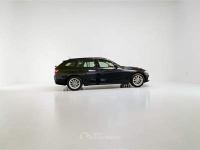 BMW Serie 3 320d 320d Touring mhev 48V xdrive auto Nero usata Parma