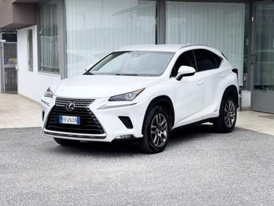 Lexus NX 300h 300 2.5 Hybrid 155CV 4WD E6 - 2018 Bianco usata Roma
