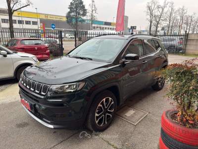 Jeep Compass 1.3 turbo t4 Limited 2wd 130cv 360° Verde usata Cernusco sul Naviglio