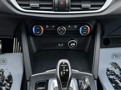 Alfa Romeo Stelvio 2.2 t Business Q4 190cv auto “PREZZO REALE” Grigio usata Scorzè