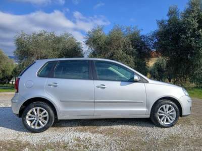 Volkswagen Polo neopatentati Argento usata Massa