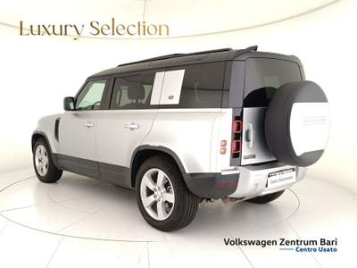 Land Rover Defender 2.0d sd4 first edition awd 240cv 7p.ti auto Grigio usata Bari