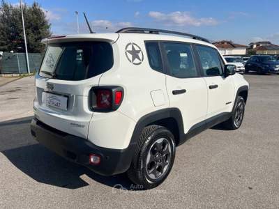 Jeep Renegade 2.0 mjt Sport 4wd 120cv Bianco usata Agliana