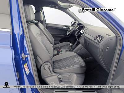 Volkswagen Tiguan 1.5 tsi r-line 150cv dsg Blu/Azzurro usata Assago