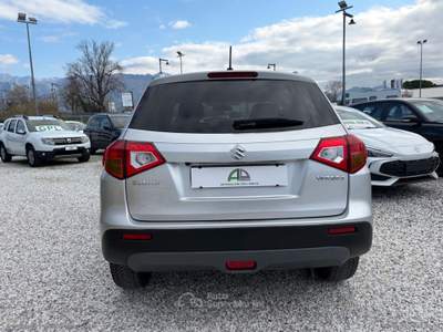 Suzuki Vitara Vitara 1.6 VVT V-Top Argento usata Massa