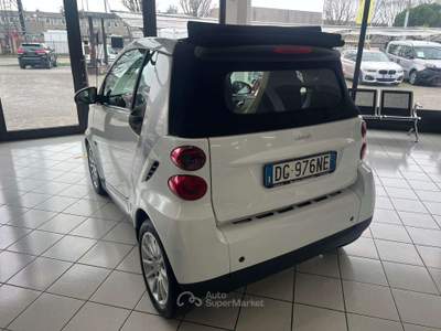 Smart ForTwo Fortwo II Cabrio Cabrio 1.0 Passion 71cv Bianco usata Caravaggio