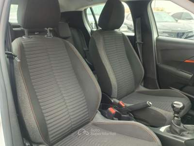 Peugeot 208 1.5 BHDi 100cv 5 porte Active Pack Bianco usata Monopoli