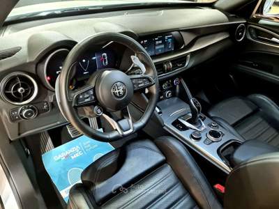 Alfa Romeo Stelvio Stelvio 2.2 t Veloce Q4 210cv auto Bianco usata Moncalieri