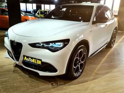Alfa Romeo Stelvio Stelvio 2.2 t Veloce Q4 210cv auto Bianco usata Moncalieri