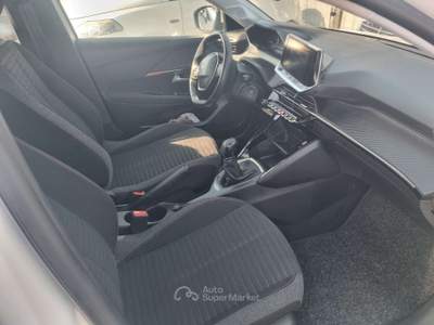 Peugeot 208 208 II 2019 1.2 puretech Active s Bianco usata TREVIGLIO
