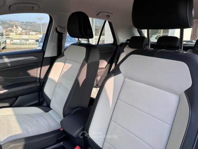 Volkswagen T-Roc 1.5 TSI ACT DSG Style Blu/Azzurro usata Torre de' Roveri