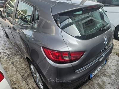 Renault Clio 1.2 75CV 5 porte Wave Grigio usata Rossano Veneto
