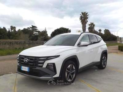 Hyundai Tucson 1.6 T-GDI 48V Business Bianco usata Gallipoli