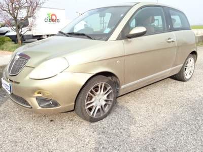 Lancia Ypsilon LANCIA YPSILON LIMITED EDITION ((DOPPIO TETTO PANORAMICO)) Oro usata Casaloldo