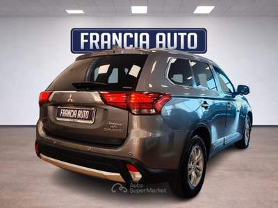 Mitsubishi Outlander 4WD Instyle usata MONTE SAN GIUSTO