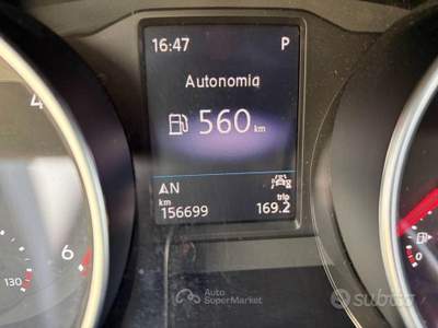 Volkswagen Tiguan SCR DSG Elegance Bianco usata VILLORBA