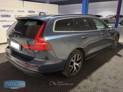 Volvo V60 B4 (d) MHEV  197 CV Autom. Core - Promo Blu/Azzurro usata Este