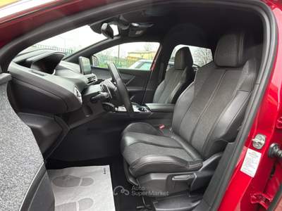 Peugeot 3008 BlueHDI 130 EAT8 S&S GT Line Rosso usata Rovigo