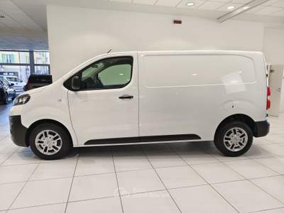 Opel Vivaro Vivaro L2H1 2.0d 120cv Enjoy S&S p.maggior. mt6*CORTO*3 POSTI*GARANTITO* Bianco usata Alto Reno Terme