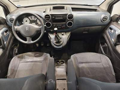 Peugeot Partner Partner Tepee MIX 1.6 8V  hdi  FAP 92cv E5 COMFORT*DIESEL* Bianco usata Alto Reno Terme