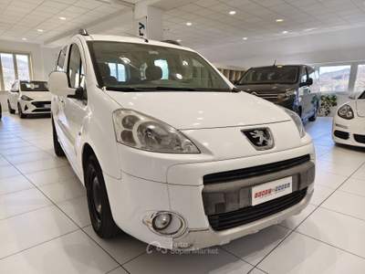Peugeot Partner Partner Tepee MIX 1.6 8V  hdi  FAP 92cv E5 COMFORT*DIESEL* Bianco usata Alto Reno Terme