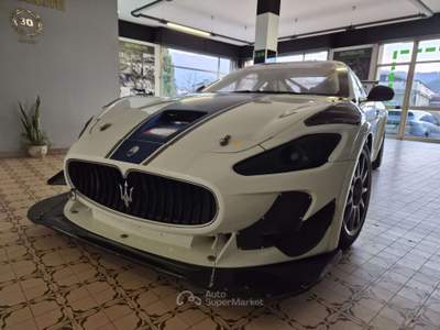 Maserati GranTurismo MC Trofeo GT4 4.7 V8 488 CV Bianco usata Nave