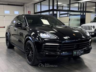 Porsche Cayenne Coupe 3.0 e-hybrid Platinum Edition Nero usata Gaglianico