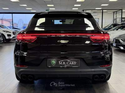 Porsche Cayenne Coupe 3.0 e-hybrid Platinum Edition Nero usata Gaglianico