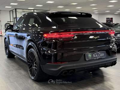 Porsche Cayenne Coupe 3.0 e-hybrid Platinum Edition Nero usata Gaglianico