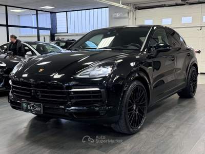 Porsche Cayenne Coupe 3.0 e-hybrid Platinum Edition Nero usata Gaglianico