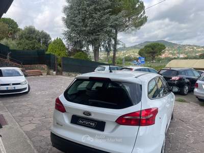 Ford Focus Start&Stop SW Titanium Business NEO PATENTATI Bianco usata Perugia