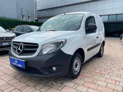 Mercedes-Benz Citan 109 cdi Compact BluEff. E6 Bianco usata Sarego