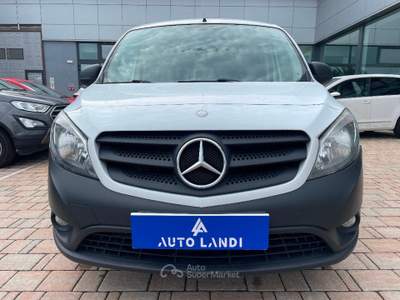 Mercedes-Benz Citan 109 cdi Compact BluEff. E6 Bianco usata Sarego