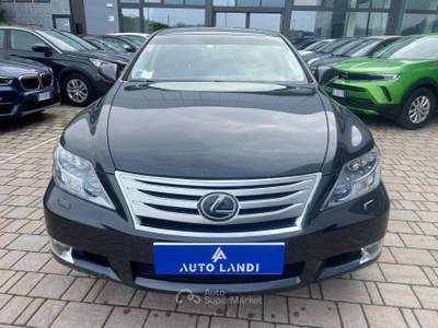 Lexus LS 600h 5.0 auto Nero usata Sarego