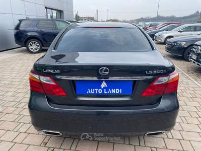 Lexus LS 600h 5.0 auto Nero usata Sarego