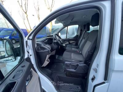 Ford Tourneo Custom 310 2.0 tdci 130cv Titanium L1H1 auto E6 Bianco usata Sarego
