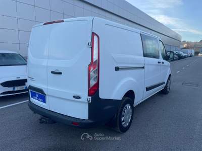 Ford Tourneo Custom 310 2.0 tdci 130cv Titanium L1H1 auto E6 Bianco usata Sarego