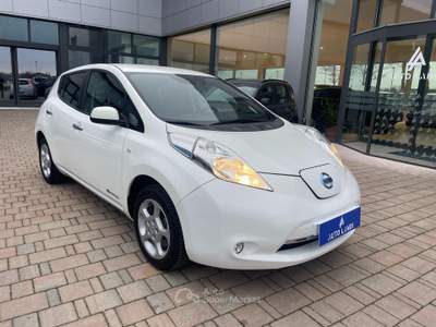 Nissan Leaf Tekna Flex 30kW 109cv Bianco usata Sarego