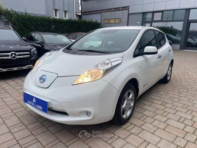 Nissan Leaf Tekna Flex 30kW 109cv Bianco usata Sarego