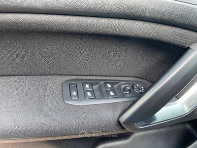Peugeot 308 308 SW 1.5 bluehdi Active s&amp;s 100cv Blu/Azzurro usata Sarego